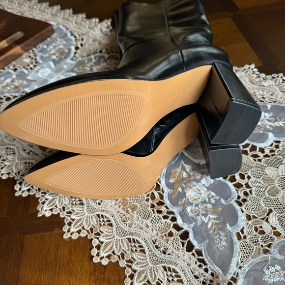Stradivarius high heel boots NWOB - Picture 5 of 8